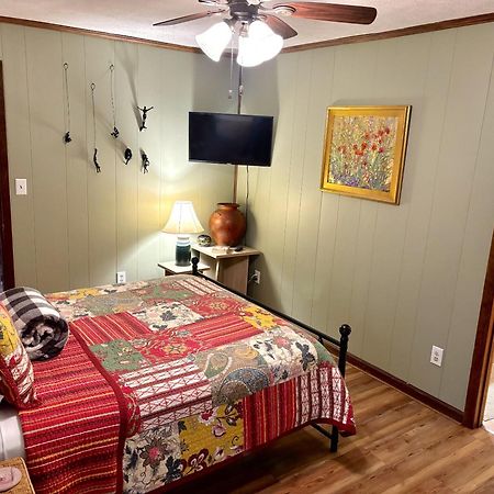 The Iris Garden Downtown Cottages And Suites Nashville Rom bilde